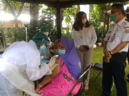 Check spelling or type a new query. 46 Elderly People In Rawa Barat Have Received Vaccine Beritajakarta Id