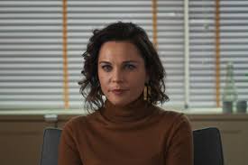 Sinan tuzcu,10 temmuz 1977 tarihinde gaziantep'te dünyaya gelmiştir. Benim Memleketim