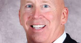 Huskers women's gymnastics coach retiring