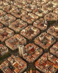 2021 is the time to build on your momentum to enhance customer engagement, generate new revenue and serve customers and citizens. E Impressionante Como A Cidade De Barcelona Na Espanha E Perfeitamente Dividida Em Blocos Veja Essa Foto De Visao Aerea Spain Photography City Spain