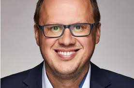 Maybe you would like to learn more about one of these? Neuer Dgb Chef In Baden Wurttemberg Kai Burmeister Soll Nachfolger Von Martin Kunzmann Werden Baden Wurttemberg Stuttgarter Zeitung