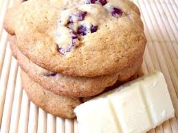 Recette De Cookies Au Chocolat Blanc Et Aux Cranberries La Recette Facile Recette Cookies Chocolat Blanc Cookies Recette Cookies Chocolat