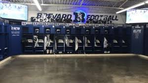 Improved concave shape and double kicktail design provides greater control, allows for wide range of tricks, and easy braking Brevard Football Coach Uses Graphic Design Skills To Amp Up Locker Room Wlos
