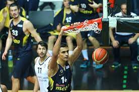 Ülke basketboluna birçok oyuncu kazandıran fenerbahçe ülker altyapısının son dönemde yetiştirdiği en önemli isimlerden biri olan ömer faruk yurtseven, kendi. Omer Faruk Yurtseven 91 Sayi 28 Ribaunt Ile Rekor Kirdi Onedio Com