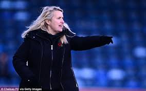 Emma hayes is the daughter of jason hayes. Chelsea Ladies Emma Hayes Announces She S Expecting Twins Daily Mail Online
