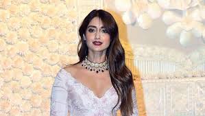 Ileana d'cruz started her career as a model who walked on several ramp shows and also appeared in many successful tegulu movies that made her one of the leading actresses of telugu cinema. Birthday Girl Ileana D Cruz Jump Into Her Instagram Account