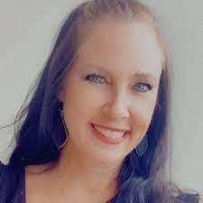 Staci Floyd's Instagram, Twitter & Facebook