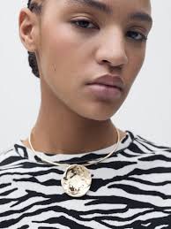 MANGO Tričko 'IRMA' (Černá)