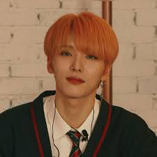 Lee Seoho como tu compañero de clases 😳😳😳 —Ｖａｌｋｙｒｉｅ