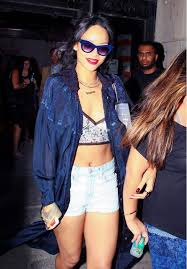 Pin On Celebrities Trendsetters