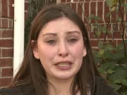 Bullizzata per il peso, una 18enne si è uccisa davanti ai genitori