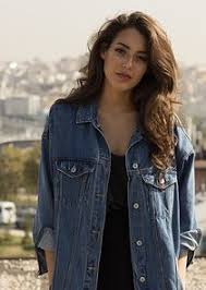 Babasının adı orhan deniz, annesinin adı hale temizyürek'dir. Tv Shows Starring Dilan Cicek Deniz Next Episode