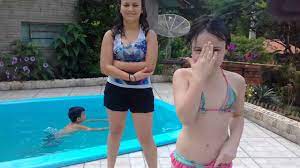 Desafio da piscina | cute teen girls swimming pool challenge 28. Desafio Na Piscina Youtube