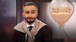 Es ist nicht neu, dass satiriker jan böhmermann kein großer freund der heimischen bundesregierung ist: Zdf Magazin Royale Bohmermann Und Die Sandmafia Kultur Stuttgarter Nachrichten