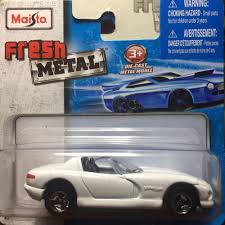 Nascar sprint cup diecast and nascar xfinity series diecast. Maisto Fresh Metal 97 Dodge Viper Rt 10 Die Cast Metal 11625 Ages 3 Collector Diecast Toy Brands Toy Car