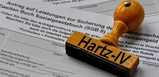 Anhand der neuen informationen hat die bundesregierung die regelsätze angepasst, um die bedarfe verfassungskonform auszugestalten. Bundesregierung Hartz Iv Empfanger Innen Erhalten Nachstes Jahr Etwas Mehr Geld