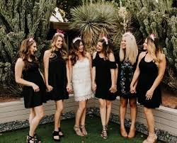 Have a bachelorette party with the girls and enjoy one last fling before the ring. 21 Creative Bachelorette Party Ideas The Bride To Be Will Love Stag Hen