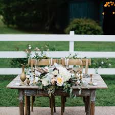 Set a proper southern table with these inspiring table setting ideas from a few of our favorite designers. 25 Sweetheart Table Ideas You Ll Fall Head Over Heels For