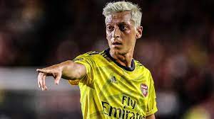 Necaxa kulübü ise resmi twitter hesabından mesut özil'in tweetini paylaşarak necaxa ailesine. Mesut Ozil Erklart Frisur Deshalb Hat Der Weltmeister Plotzlich Blonde Haare Sportbuzzer De