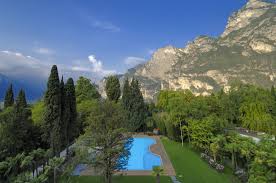 Among the towns on the lake garda, there is the small town of peschiera del garda, a few kilometers from the city of verona, is probably one of the most beautiful destinations among the villages that surround the lake garda. The 20 Best Hotels At Lake Garda For Your Holiday 2021 Escapio