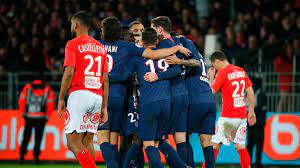 Acompanhe brest x psg ao vivo pelo campeonato frânces a partir das 17h10 (de brasília) com só aqui no futebol play hd você não vai perder nenhum lance da partida entre brest e psg grátis sem. Psg Score Two Against Brest And Win A Match Again In Ligue 1 Neymar Jr