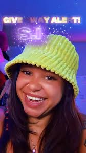 This is why I love the girls bathroom!! We literally just met and don't  know each-other AT ALL!! 🤣🤣 The girls that get it GET IT!! Some of my  best memories have