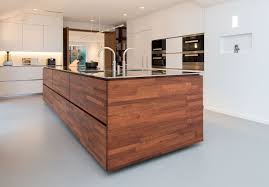 stijlvolle keuken met houten kookeiland luxe keukens moderne keukens keuken