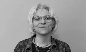 Emily Cowles's Instagram, Twitter & Facebook