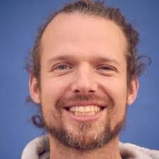 Niels Janssen's Instagram, Twitter & Facebook