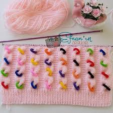 Lastik Tokalarla Orgu Bebek Hirkasi Yapilisi Orgu Baby Knitting Patterns Boncuk