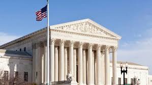 Corte Suprema de EE. UU. frena deportación de más venezolanos a El Salvador