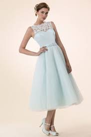 How To Make An Interesting Art Piece Using Tree Branches Ehow Prom Dresses Vintage Tea Length Prom Dress Wedding Dress Shapes