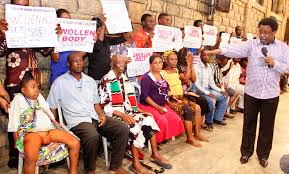 And in the video they're watching, tb joshua is talking to a very small group of people (40? Scoan Miracles Are Not Fake Says Tb Joshua Information Nigeria