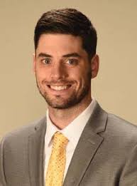 Swimming and Diving 2020-21 Fact Book.indd