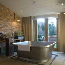 Hand finished to order by our team of british master craftsmen each and every bathtub is a unique work of art. William Holland Ltd Kitchen Bathroom Archiexpo