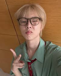 Li.an 連兆緯리엔|