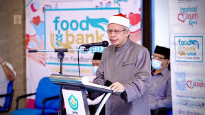Tuan asmawi bin tuan umar pegawai perhubungan disampaikan oleh ketua pengarah jakim bertajuk mekanisma kerjasama antara jabatan kemajuan islam malaysia dan majlis agama islam dan adat istiadat melayu perlis dalam. Dr Zulkifli Mohamad Al Bakri On Twitter Pagi Ini Bersama Sama Majlis Agama Islam Dan Adat Istiadat Melayu Perlis Maips Menyantuni 200 Asnaf Sekitar Kuala Perlis Https T Co 9by5a7loix