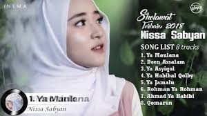 Nissa sabyan bersama grup musiknya itu kini berhasil menjadi penyanyi dengan tarif manggung tinggi. Nissa Sabyan Songs Compilation Youtube