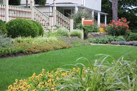 Front Yard Landscape Of A Historic House In Ridgefield Ct By Designing Eden Llc Landscape Design Yard Landscaping Front Yard Landscaping
