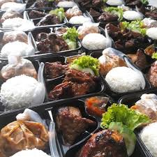 Tentu saja resep bumbu ayam bakar juga sangat banyak ragamnya, apalagi di indonesia ini setiap daerah punya ciri khas bumbu rempah tersendiri yang membuat resep bumbu ayam bakar juga. Jual Paket Nasi Box Ayam Bakar Tahu Tempe Bacem Krecek Kab Bekasi Addiction E Store Tokopedia
