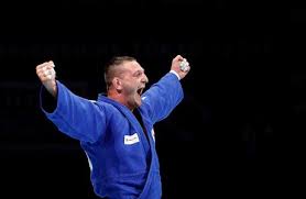 Judista lukáš krpálek oslavuje triumf na olympijských hrách v roce 2016. Posledni Den Domaciho Me V Judu Na Zinenku Vstoupi Cesky Spasitel Krpalek Ostatni Sporty Lidovky Cz