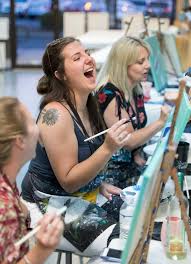 Newbie artists give painting a go with a twist