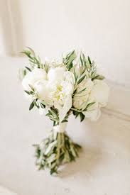 Enjoy your dream wedding with our flowers. Provence Wedding By Xavier Navarro Wedding Photography Provence Wedding Wedding Bouquets Bridal Bouquet