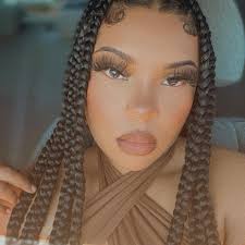 Beautician for hair wash and silk press?