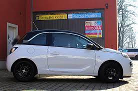 Hunderte kleine kratzer am dach. Opel Adam Schwarz Weiss Autofolierung In Dresden