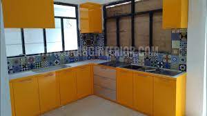 Secara garis besar banyak yang bisa membuat model desain kitchen set minimalis hpl ini banyak juga diminati oleh kalangan mudah yang tidak mau ketinggalan desain minimalis modern. Kitchen Set Hpl Warna Orange Glossy Youtube