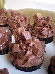 Sugar Siren Cakes Mackay Triple Chocolate Fudge Cupcakes Chocolate Fudge Cupcakes Chocolate Recipes Cupcake Cakes
