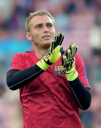 Since joining barcelona from ajax in 2016, where he established himself as the netherlands number one goalkeeper, cillessen has accumulated just 2,880 minutes of playing time. Jasper Cillessen
