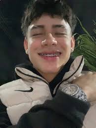 Videos de yeisonmartinez✅🦇🦇🦇 (@yeisonnmartinezz) con “Bella y Sensual