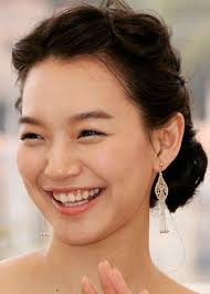 They are also good looking and gorgeous. 50 Korean Hairstyles That You Can Try Right Now